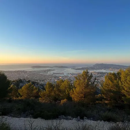 Essencia, Dans Les Collines De Venkovský dům Toulon