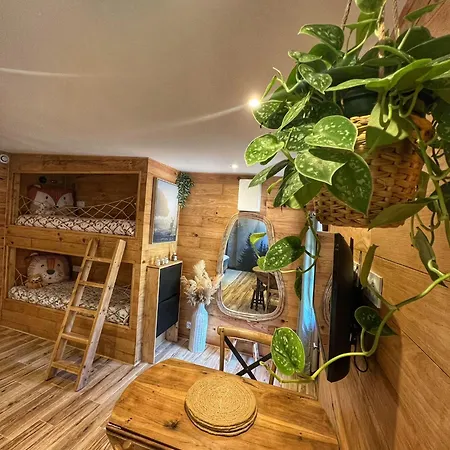 Kır Evi Essencia, Dans Les Collines De Toulon