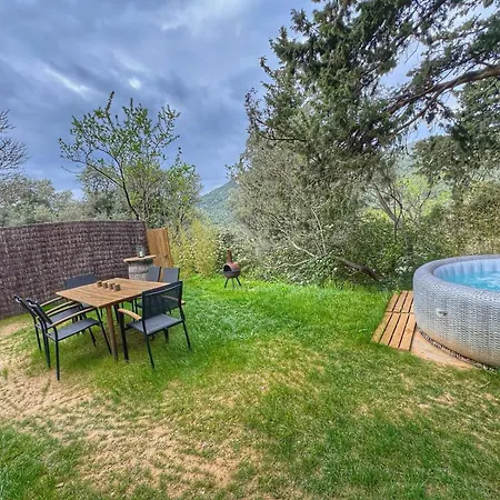 Kır Evi Essencia, Dans Les Collines De