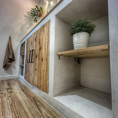 Kır Evi Essencia, Dans Les Collines De Toulon